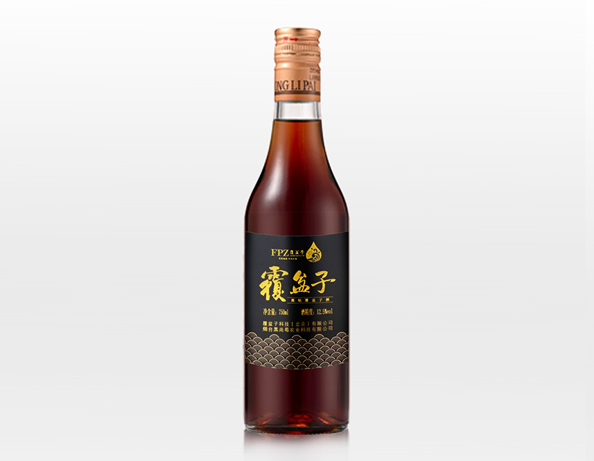 威海布紋紙燙金凸油酒標(biāo)
